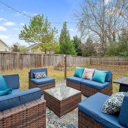 New Victorian Theme, 3Br, Lrg Backyard Close To Pnc Arena, Downtown, And Rdu Airport Raleigh Exterior photo